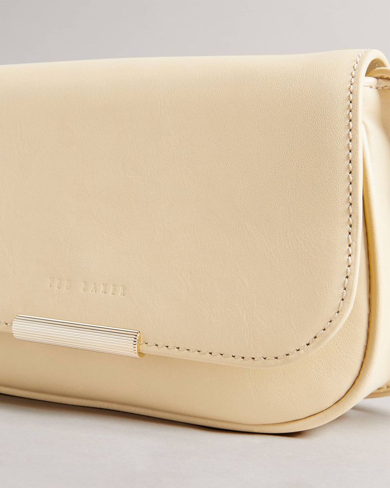 Ted Baker ira Curveduette Cross Body Crossbody Väska Dam Vita | RAM-690128